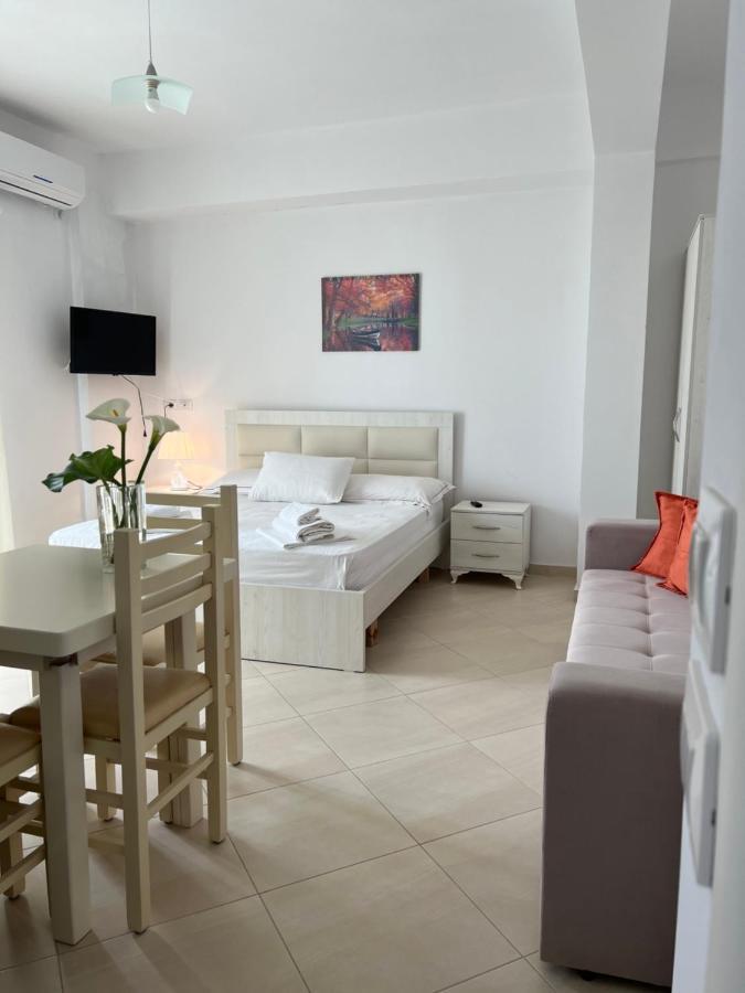 Garden Villa Eva Sarande Ngoại thất bức ảnh