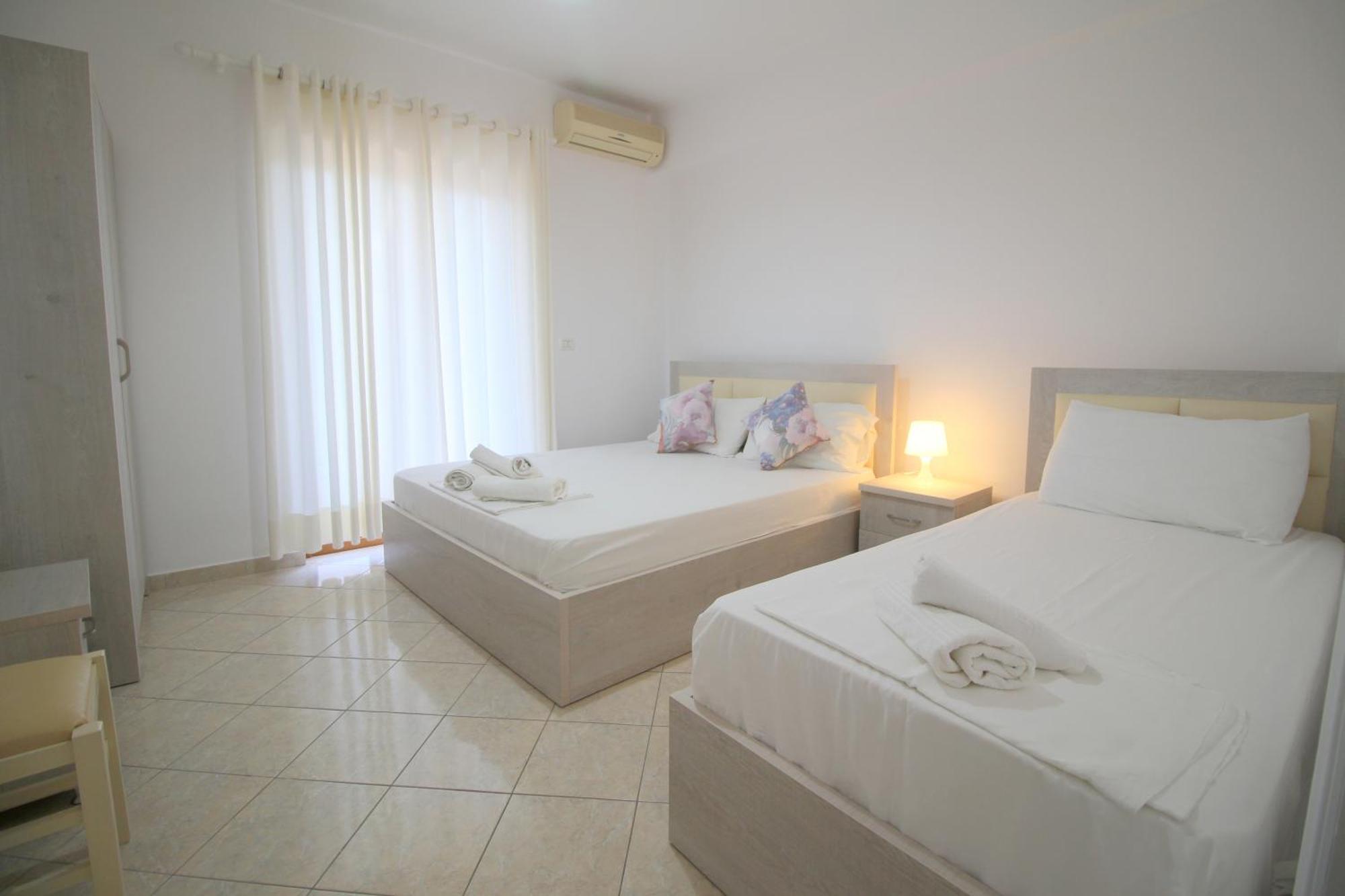 Garden Villa Eva Sarande Ngoại thất bức ảnh