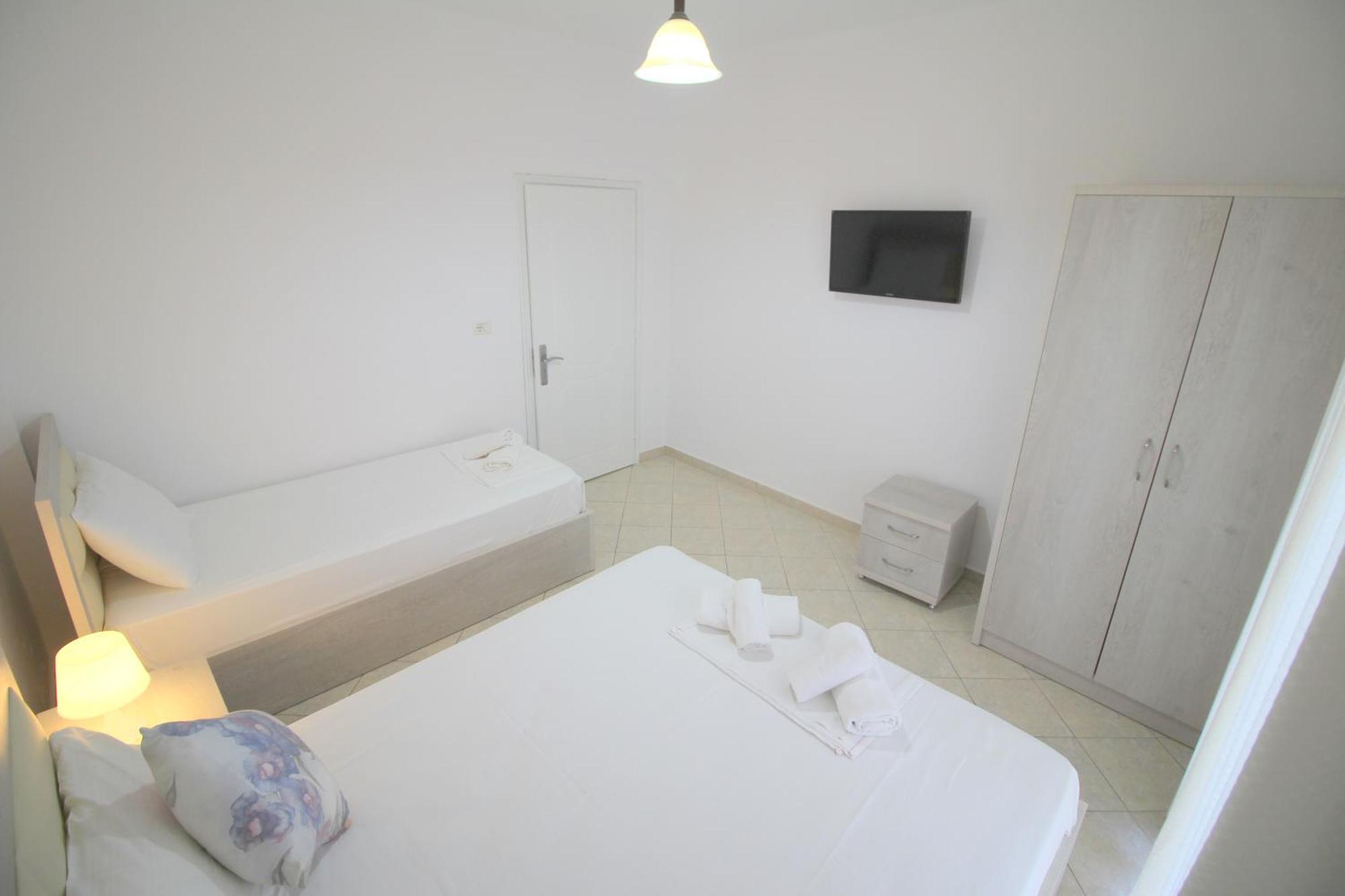 Garden Villa Eva Sarande Ngoại thất bức ảnh